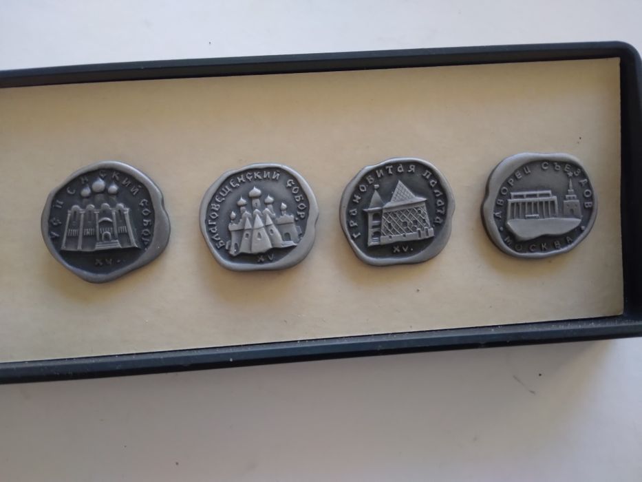 Стари значки олимпийски игри Москва 1980