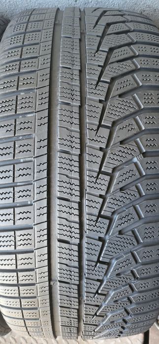 4 anvelope 225 40 18  hankook de iarna
