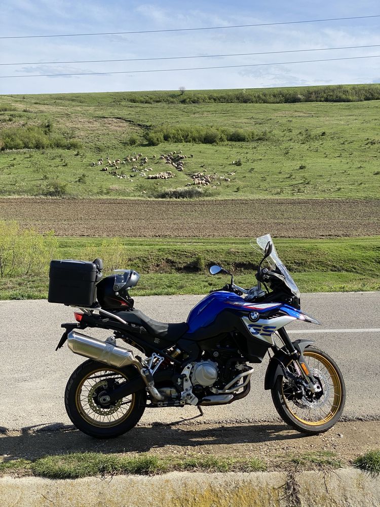 For rent/de inchiriat Motocicleta Bmw 850 GS