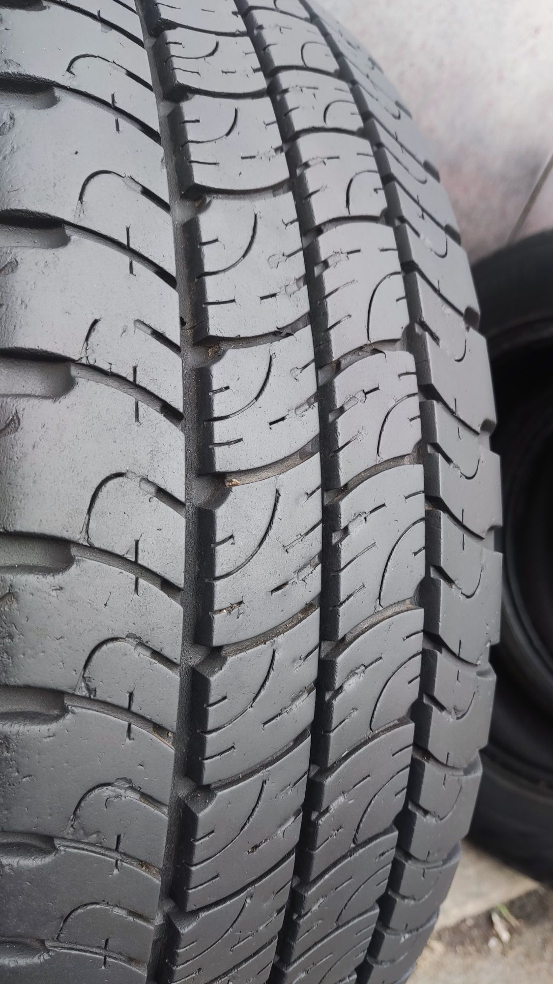 2бр. летни бусови гуми 195/60/16C, GoodYear Cargo Marathon 
dot22
8.2m