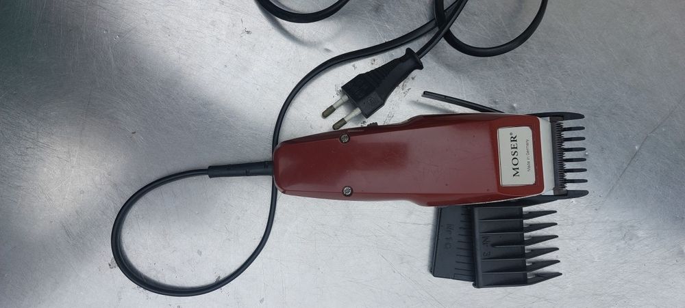 ПРОДАМ машинку MOSER для стрижки волос