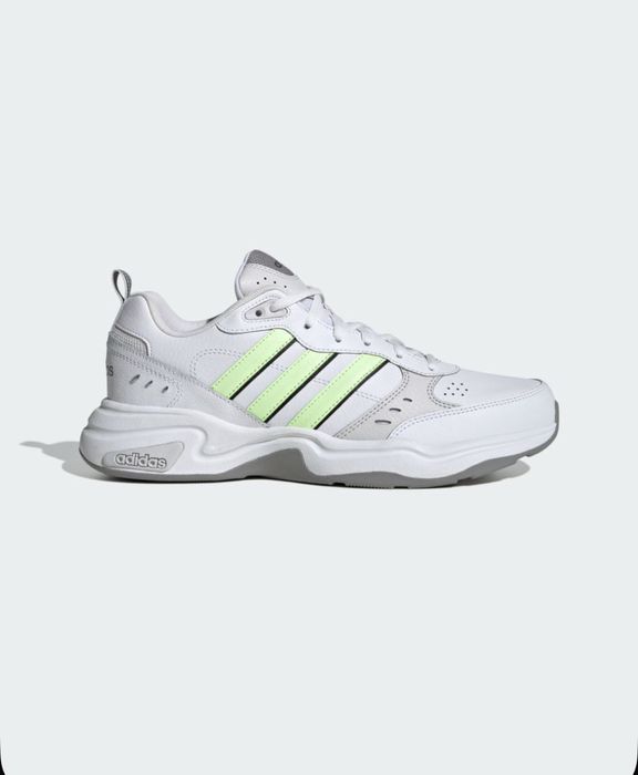 Кроссовки adidas Sportswear Strutter