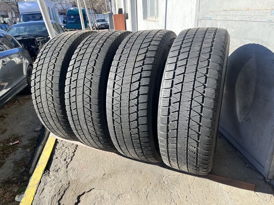 4 бр. зимни гуми 225/65/17 Bridgestone DOT 3021 5-6 mm
