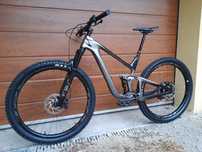 Giant Trance Advanced Pro 2 / 29 "/ Carbon+Roti Carbon.