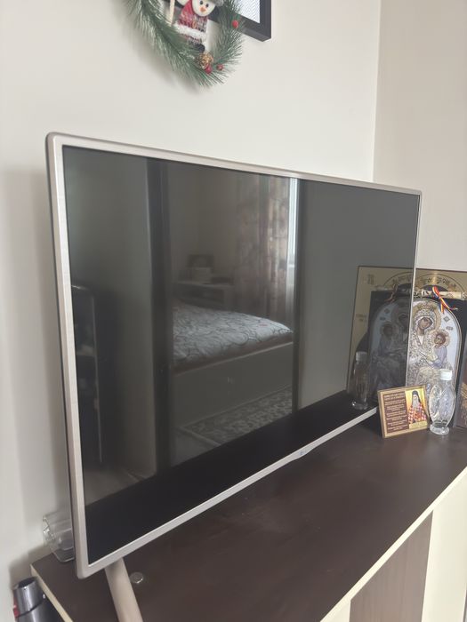 Televizor LG diagonala 107cm