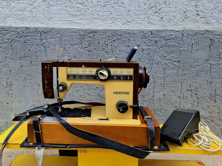 Немецкая швейная машина Veritas в отличном состояние