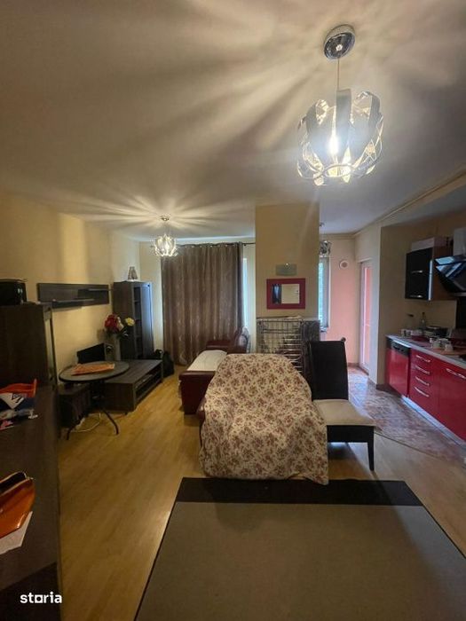 Apartament de 3 camere, 65 mp, strda Crizantemelor