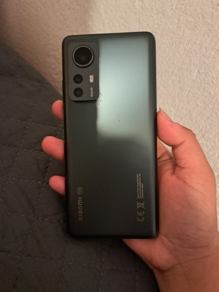 Xiaomi 12, работещ