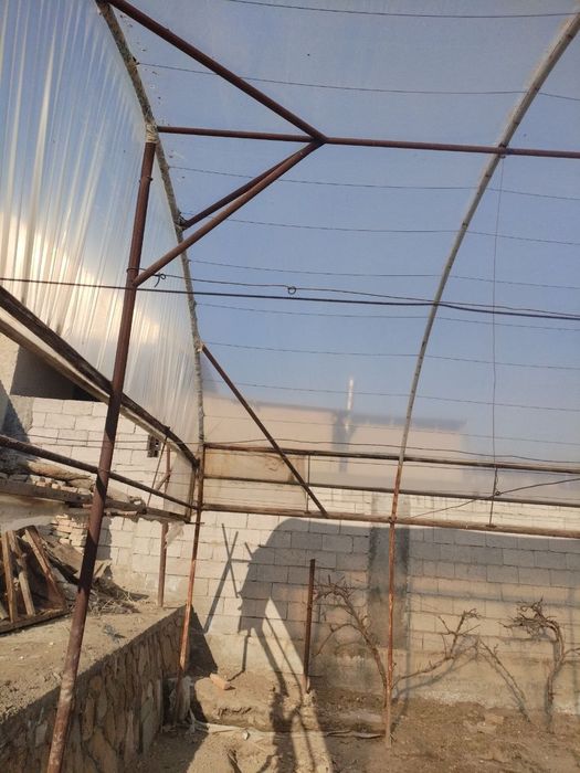 Парник. Иссикхона сотилади 2.60