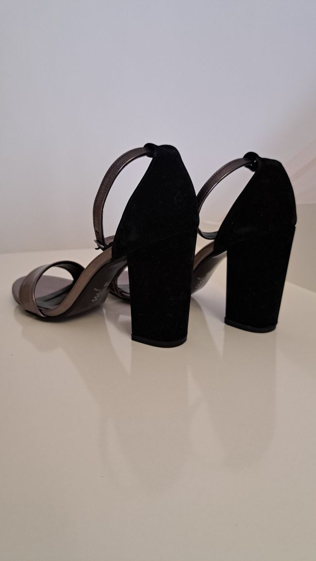 Женская летняя удобная обувь на каблуках.  Размер 39. Турция