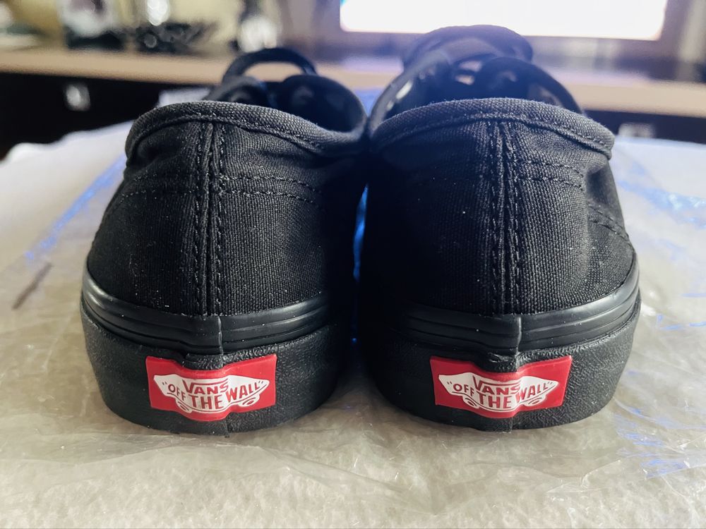 Tenesi Vans Authentic Negri, Marime 39