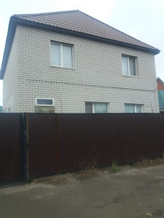 Сдам в аренду 2-х этажный дом