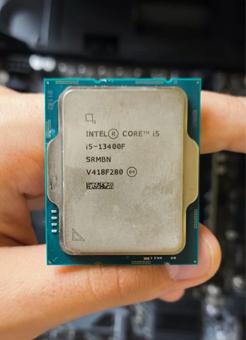 Срочно продам Материнскую плату и Процессор + ОЗУ Бесплатно