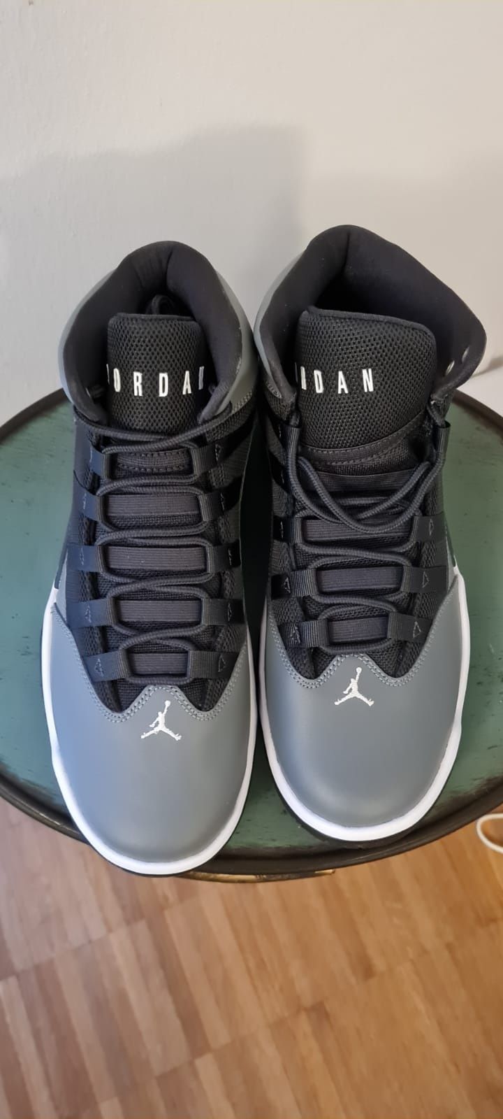 Nike Jordan Max Aura 41