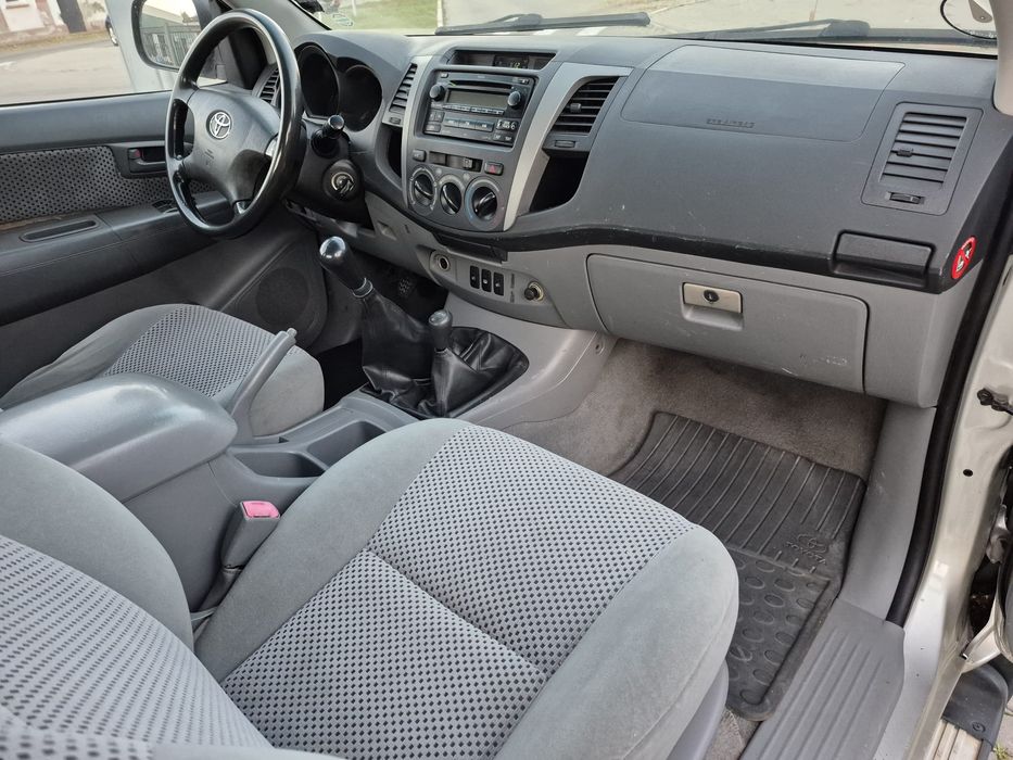 Toyota Hilux/2007/Klima/4x4/Blocant/LADA LUNGĂ!