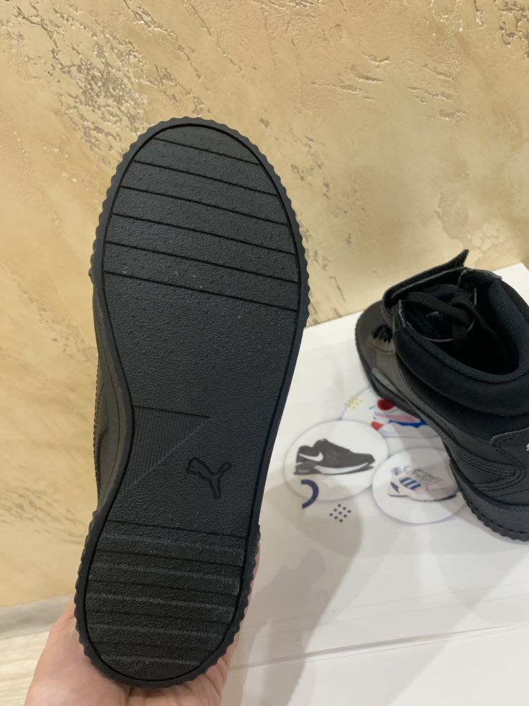 Puma Carina Сникърси номер 38