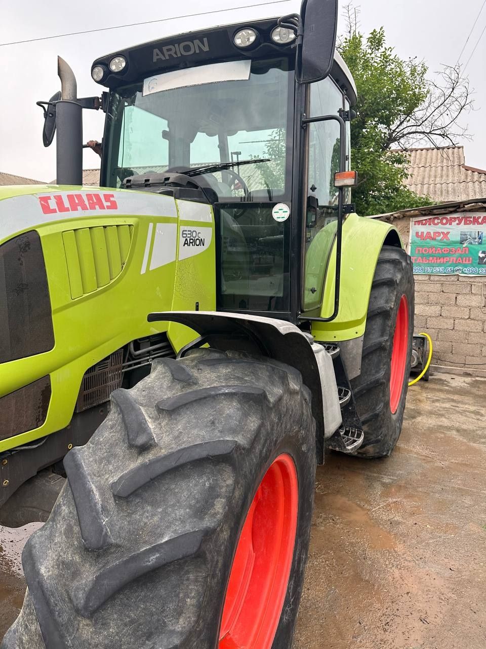 Traktor Claas 630c arion