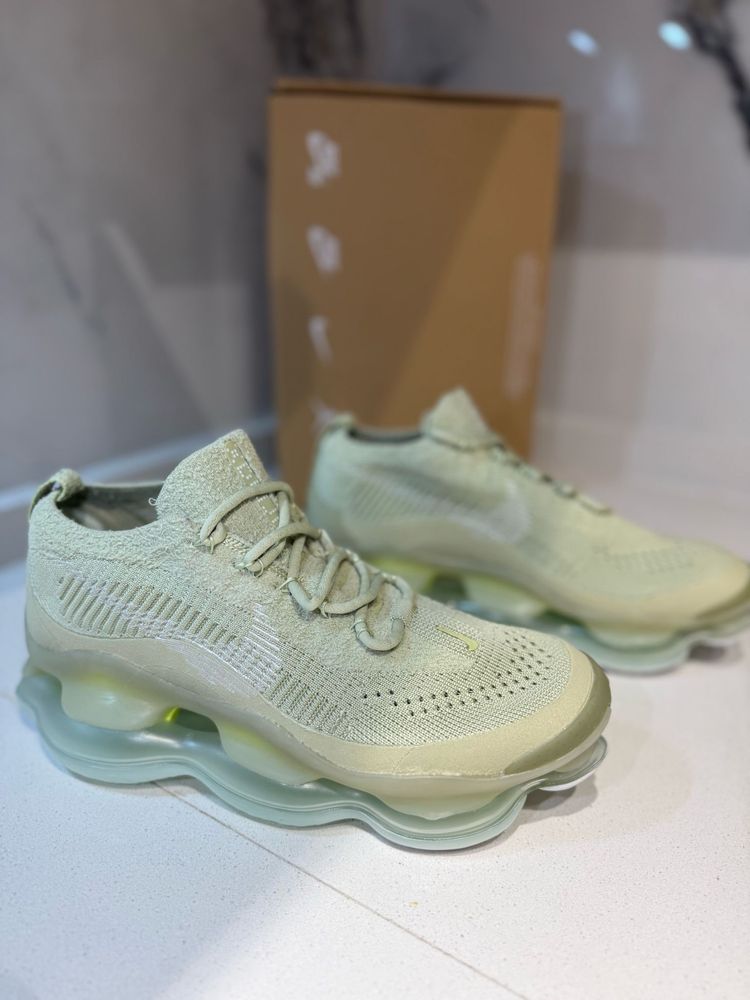 Nike Air Max Scorpion Flyknit Olive Aura · White · Volt