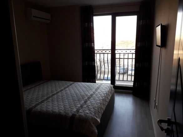 Продава се Двустаен апартамент в Бургас, Изгрев - 53 кв.м за 3 €/кв.м - Снимка #1