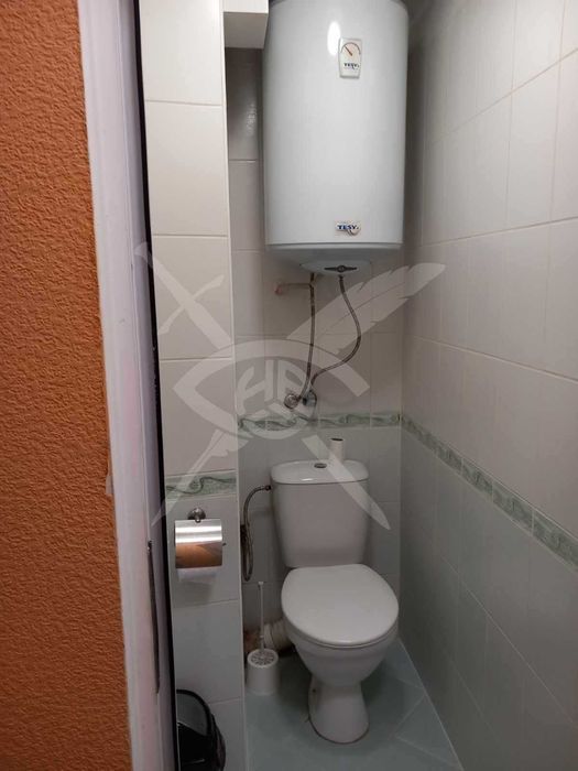 Дава се под наем Двустаен апартамент в Варна, Цветен квартал - 60 кв.м за 350 € - Снимка #6