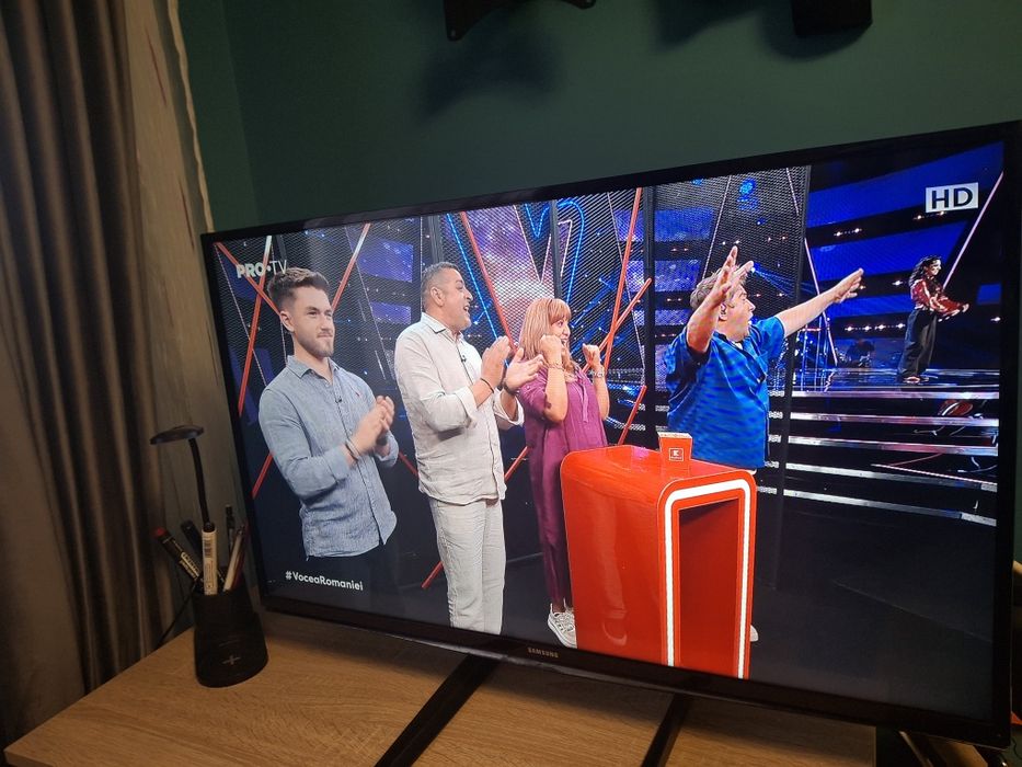 Televizor Samsung Smart LED 80 cm 3d