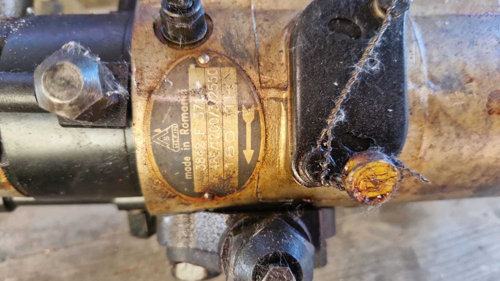 Pompa injectie pentru tractor