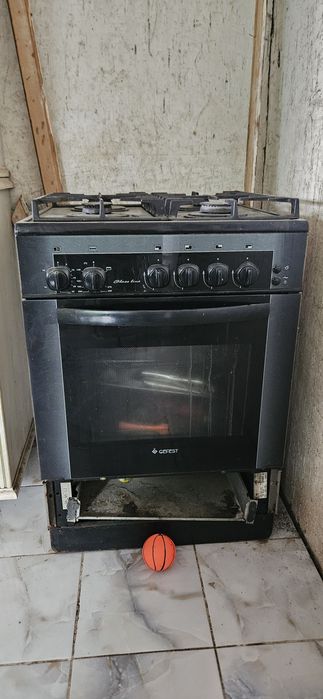 Продам Газ плиту и стиральную машину