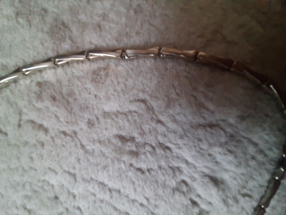 Сребърни колиета