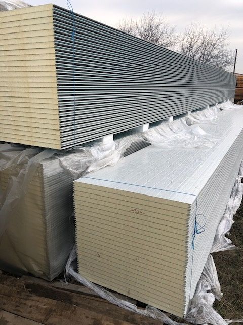 Panouri tip sandwich