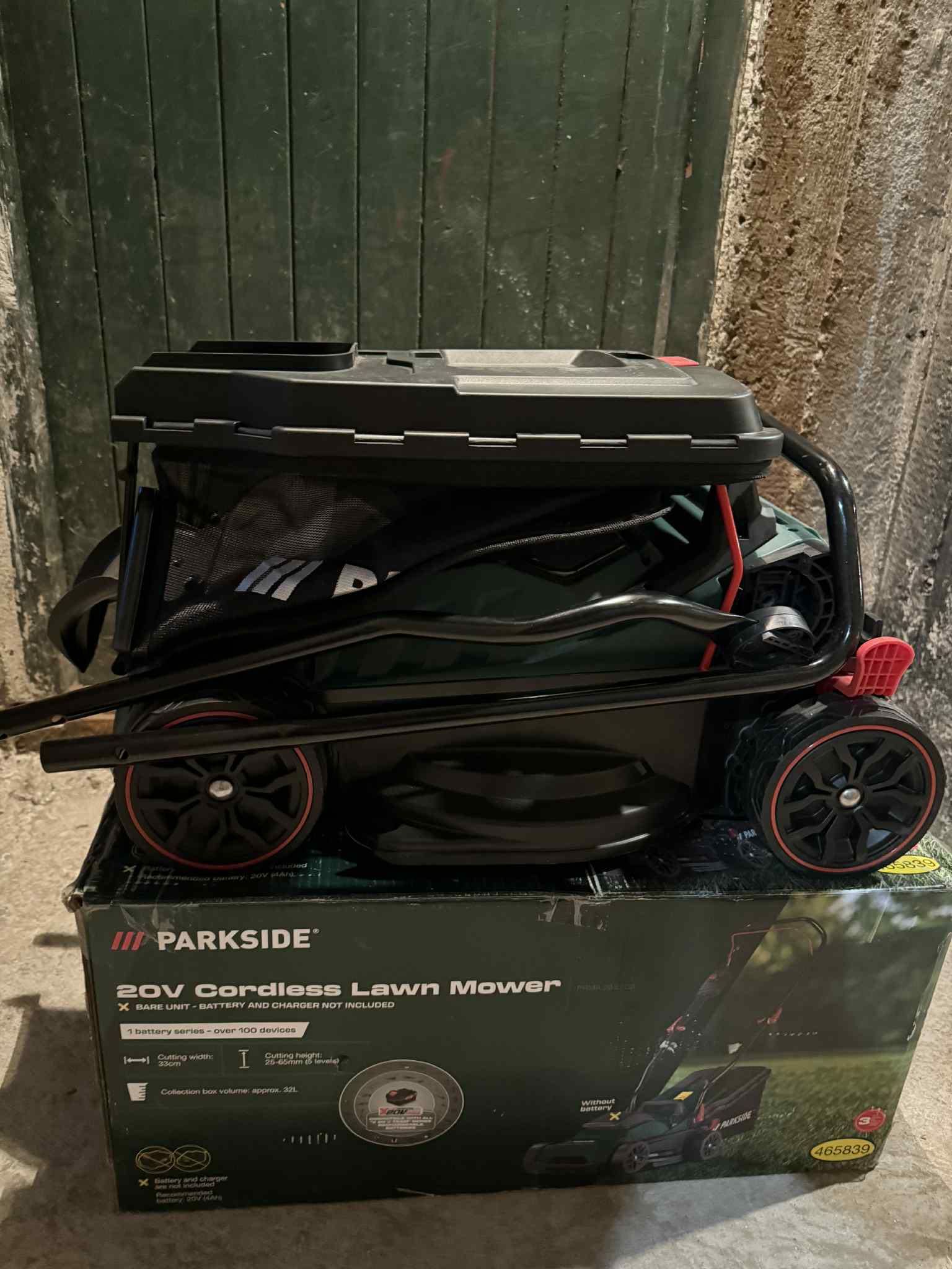 Акумулаторна косачка Parkside 20v - НОВА
