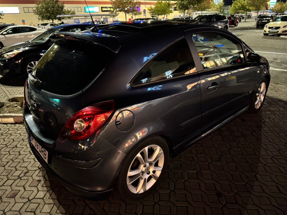 Opel Corsa OPC line