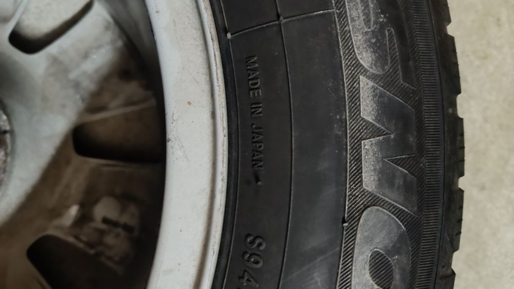 Vând două anvelope (pereche) Toyo Snowprox S 943, 226/60 R16 102H