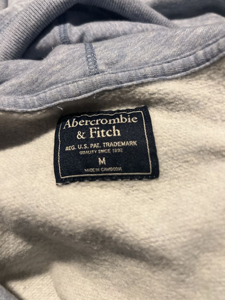 Hanorac Abercrombie & Fitch baby blue M sport casual