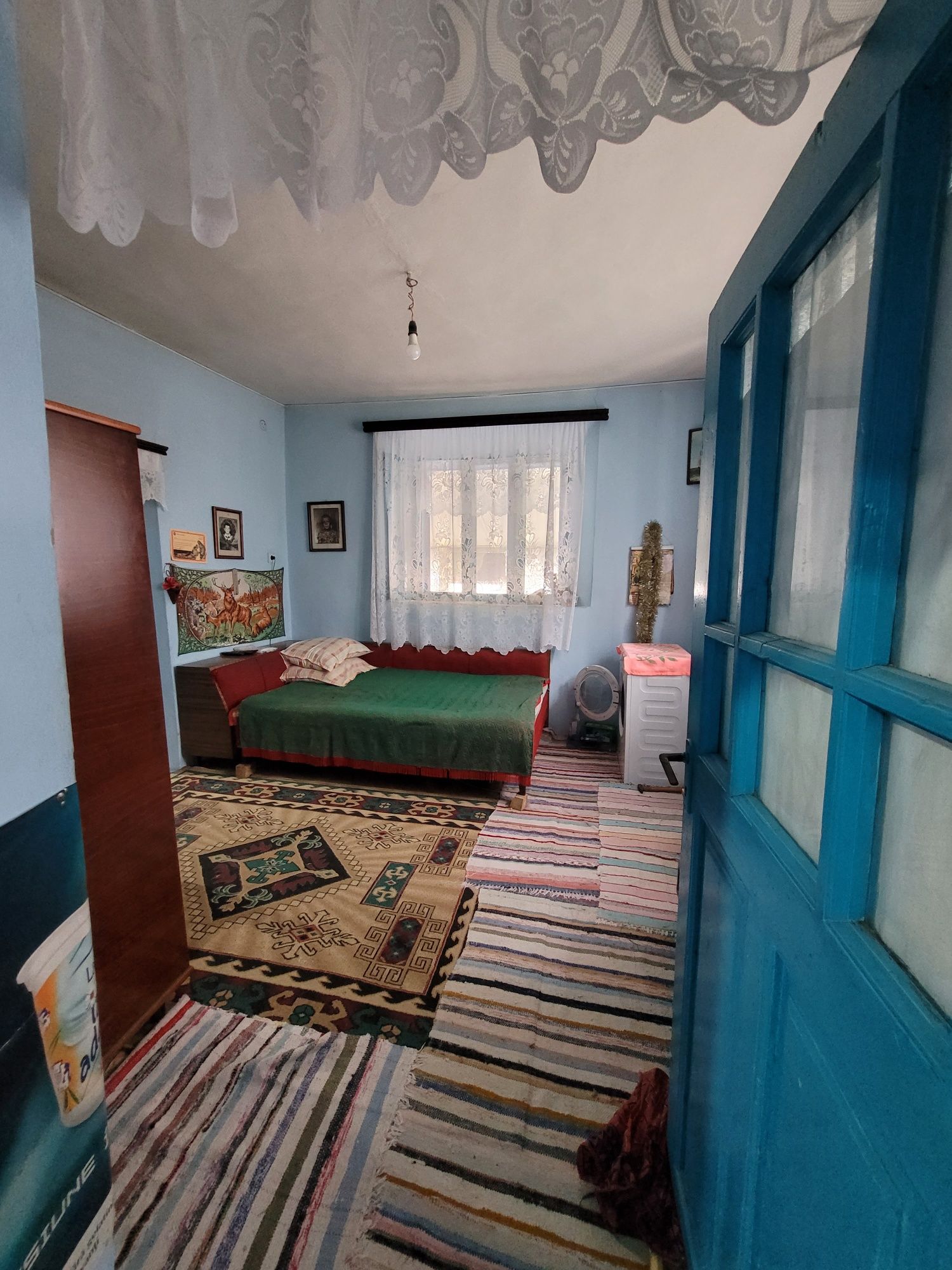 Casă plus teren de vânzare