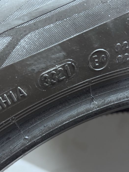 235/55R19 105V Continental