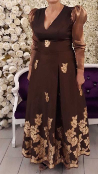 vand tinuta eleganta