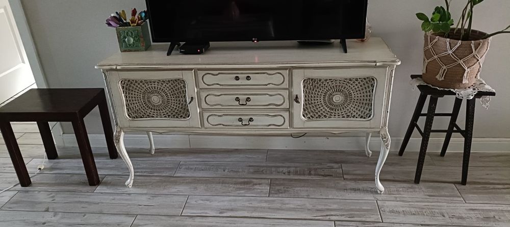 Vindem  set sufragerie vintage 6 piese.