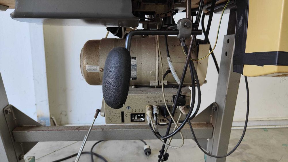 Masina PFAFF 463