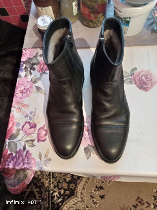 Кожаные мужские сапоги на натуральном меху,  бу.