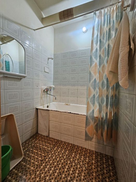 Улица Бобура Яккасарайский район ориентир Makro Supermarket