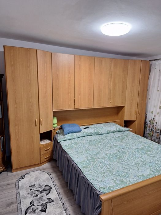 Vand Garsonierã în Bumbesti Jiu 26.000€