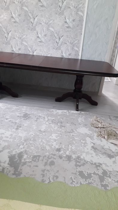 Стол кухонный гостивой