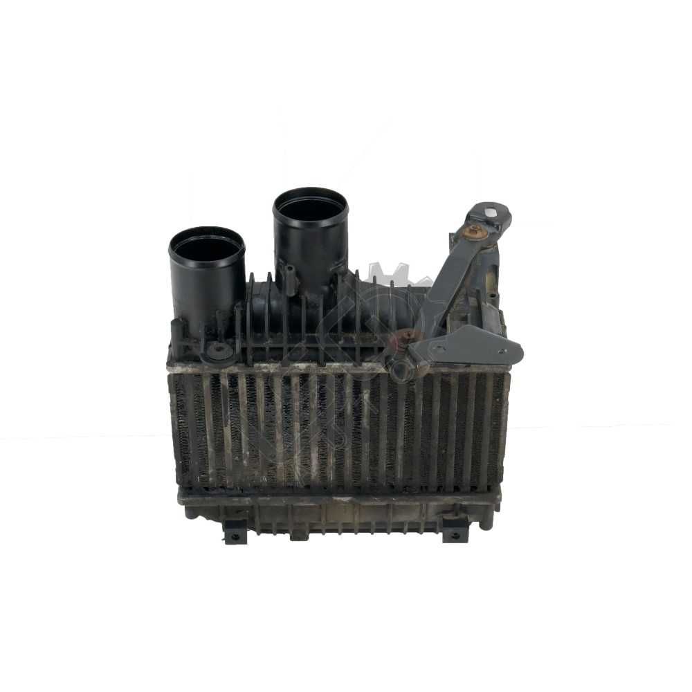 Интеркулер Toyota Corolla 2001-2006 ID: 135735