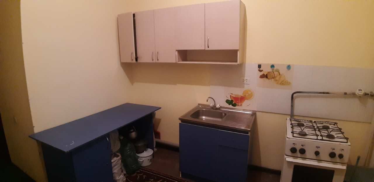 1 хонали 5 этаж квартира