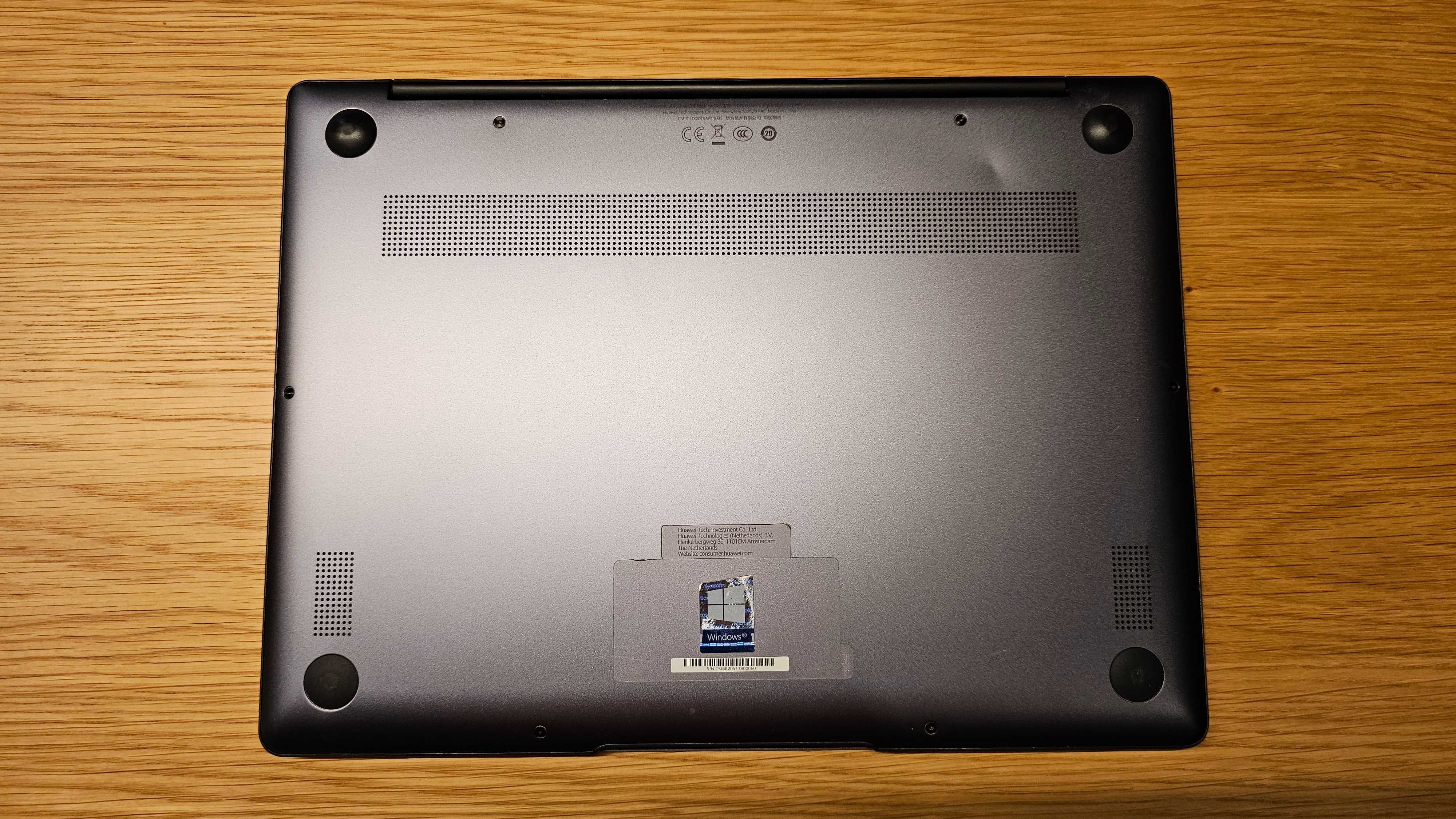 Laptop ultraportabil Huawei Matebook 13, i5-10210U 8GB/512GB