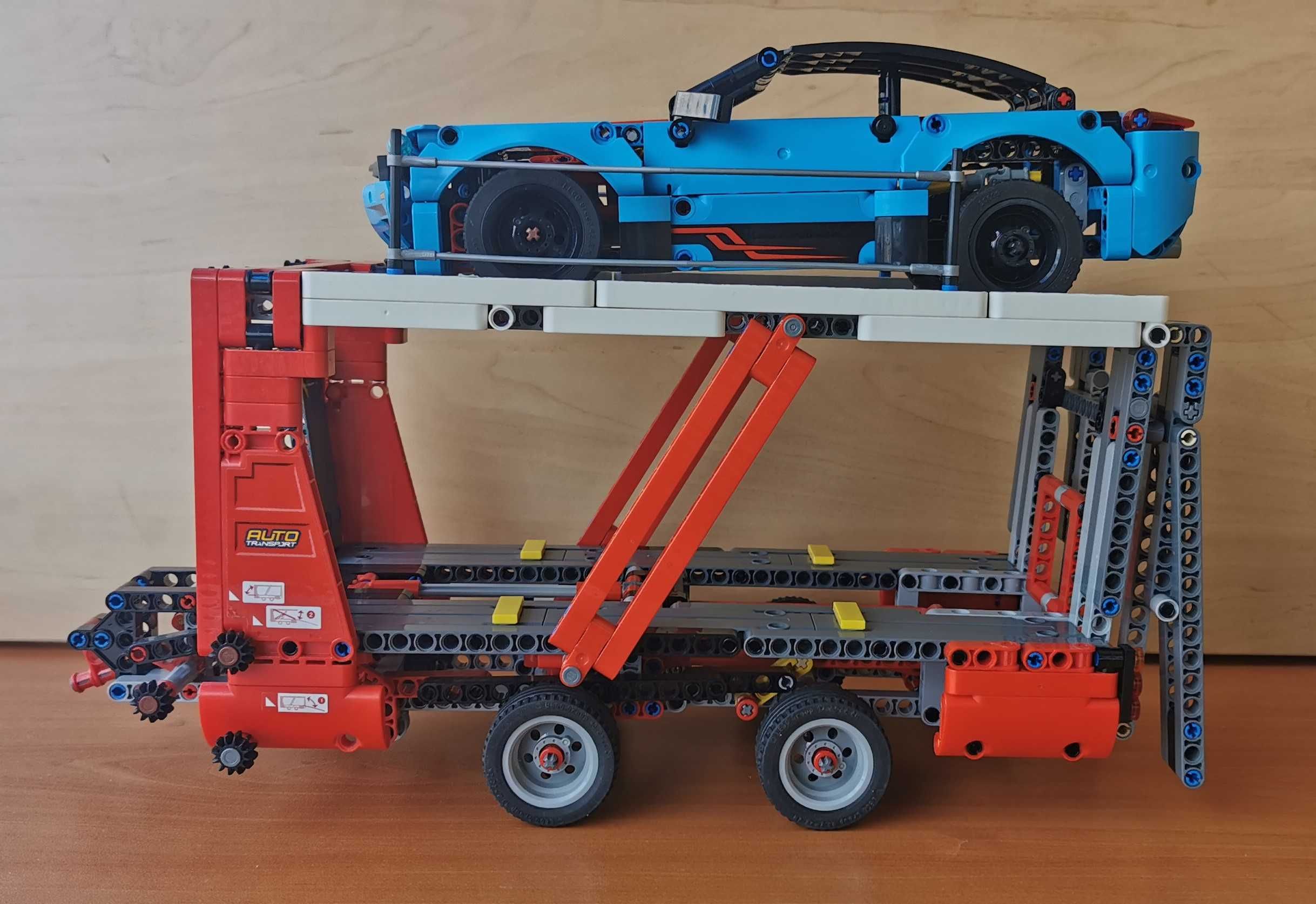 Lego Technic 42098 - Автовоз + 42093 Chevrolet Corvette ZR1