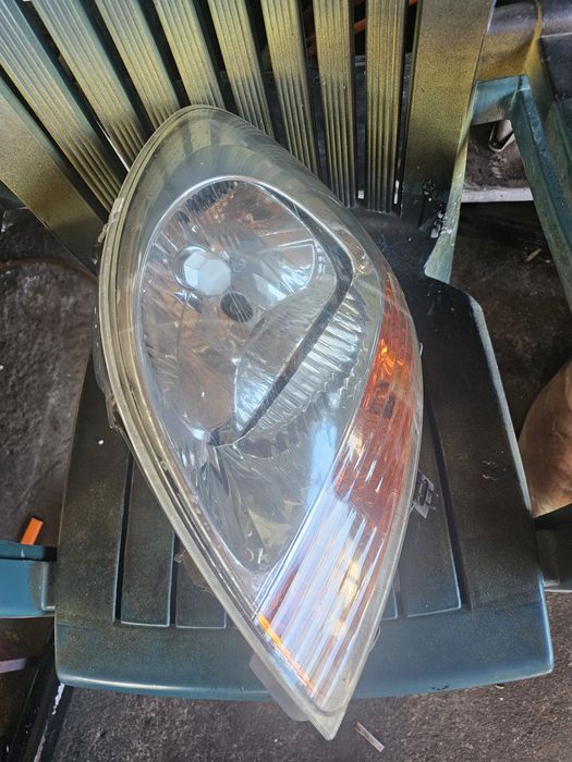 Far stanga renault kangoo 2005