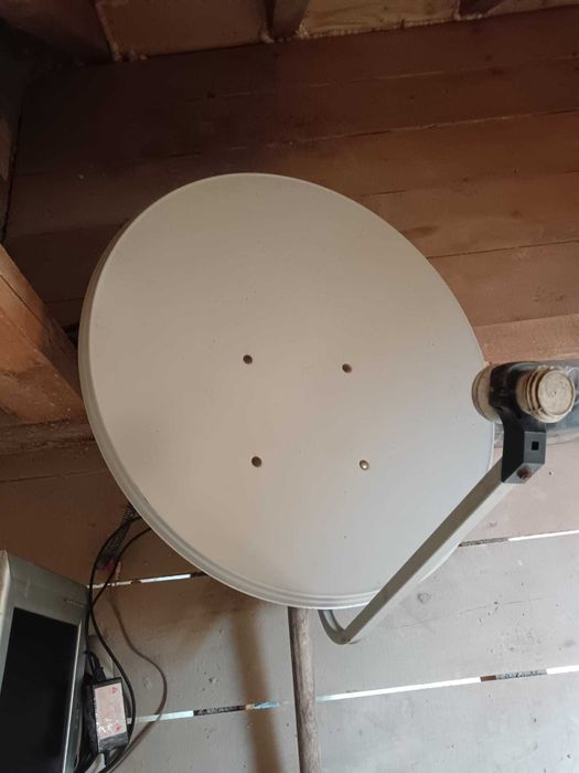 Antena parabolica Digi