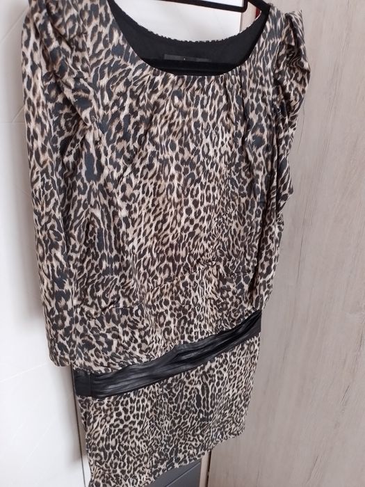 Продам женское платье