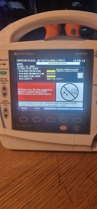 Defibrilator Nihon Kohden Cardiolife